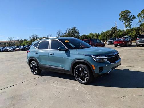 2025 Kia Seltos EX
