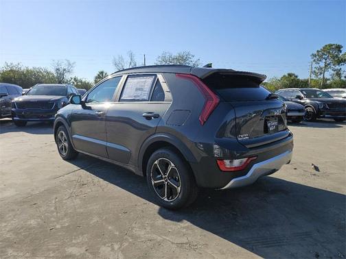 2025 Kia Niro EX