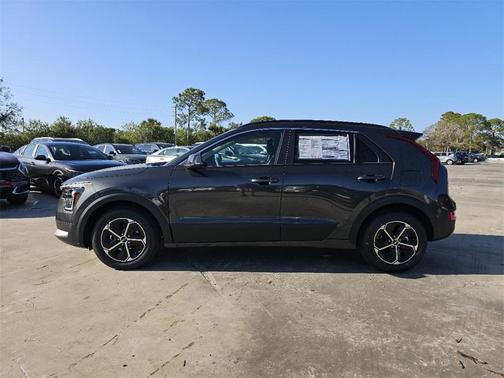 2025 Kia Niro EX