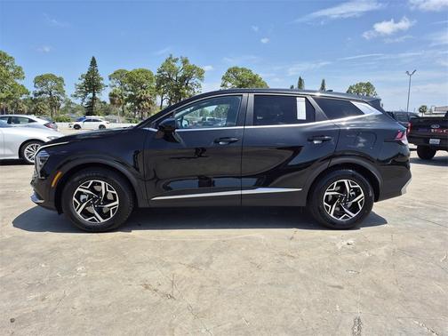 2024 Kia Sportage LX