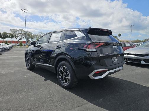 2025 Kia Sportage LX
