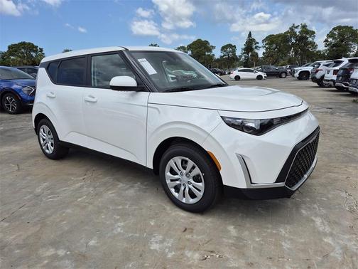 2025 Kia Soul LX