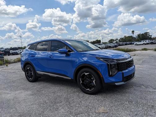 2026 Kia Sportage EX