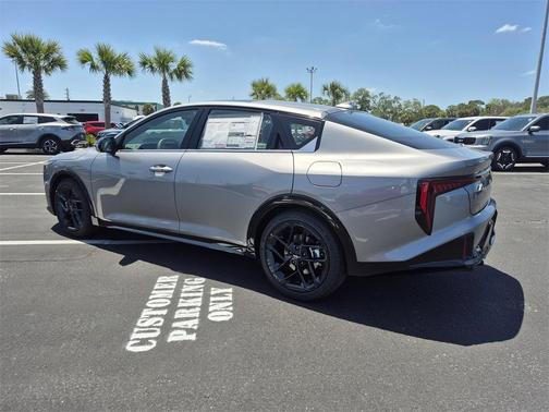 2025 Kia K4 GT-Line Turbo