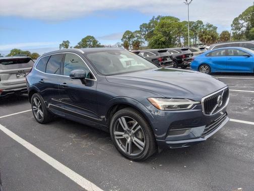 2018 Volvo XC60 T5 Momentum
