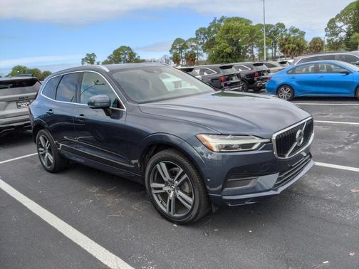 2018 Volvo XC60 T5 Momentum