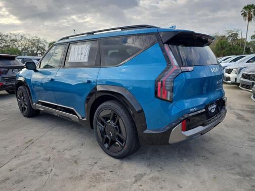 2026 Kia EV9 GT-Line