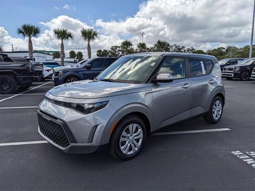 2025 Kia Soul LX
