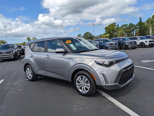2025 Kia Soul LX