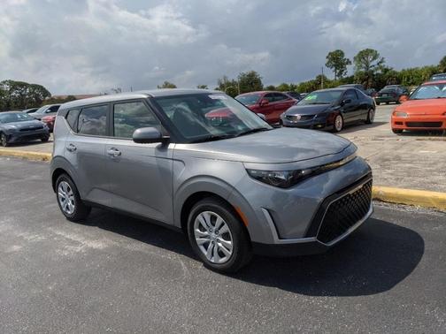 2025 Kia Soul LX