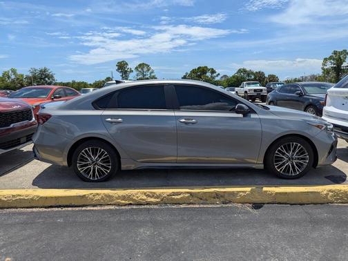 2023 Kia Forte GT-Line