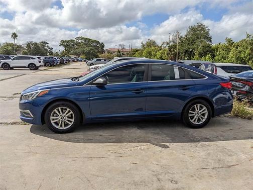2015 Hyundai SONATA SE