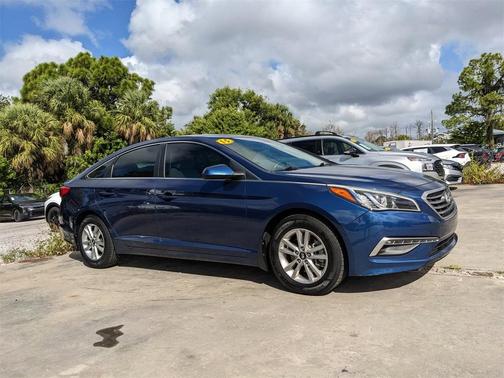 2015 Hyundai SONATA SE
