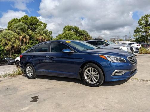 2015 Hyundai SONATA SE