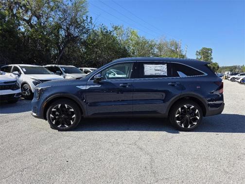 2025 Kia Sorento SX