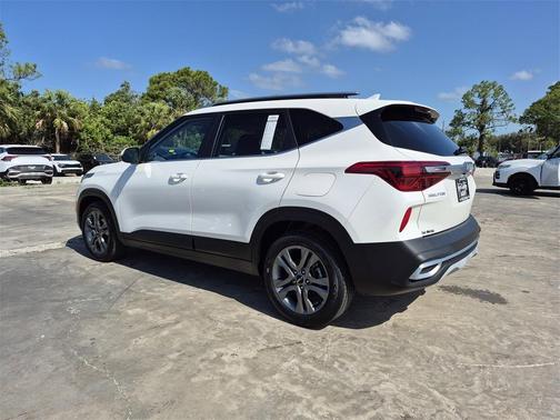 2023 Kia Seltos S