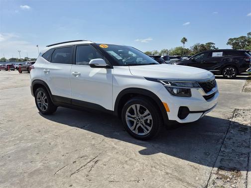 2023 Kia Seltos S