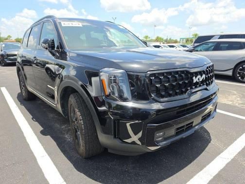 Black 2024 Kia Telluride SX