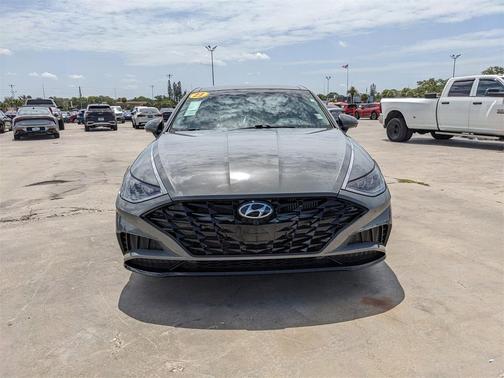2023 Hyundai SONATA Limited