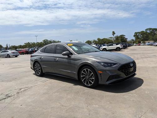 2023 Hyundai SONATA Limited