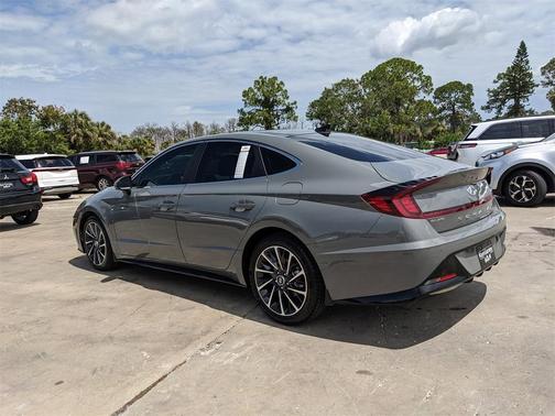 2023 Hyundai SONATA Limited