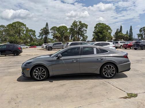 2023 Hyundai SONATA Limited