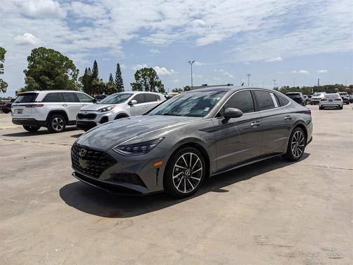 2023 Hyundai SONATA Limited