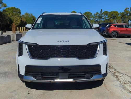 Glacial White Pearl 2026 Kia Sorento S