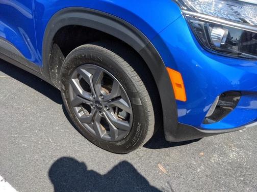 2024 Kia Seltos LX