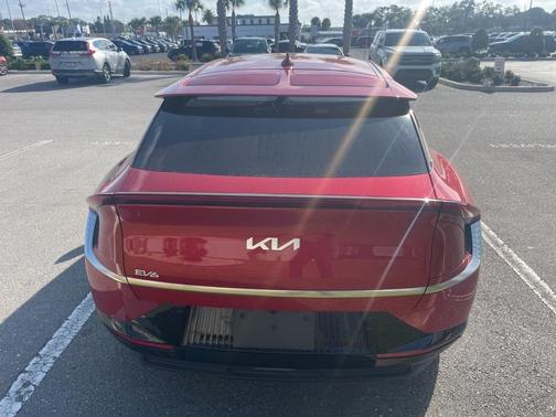 2023 Kia EV6 Wind