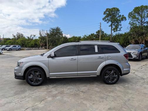 2020 Dodge Journey Crossroad
