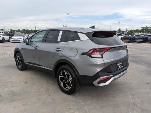 2024 Kia Sportage LX
