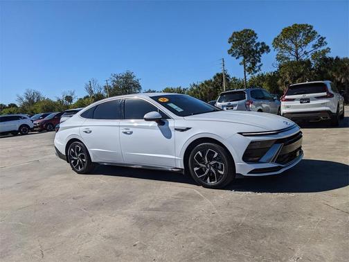 2024 Hyundai SONATA SEL