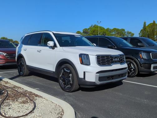 2023 Kia Telluride S