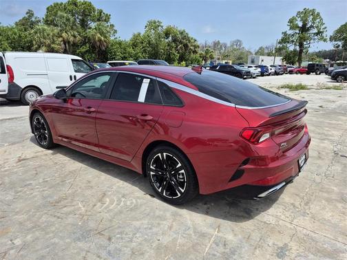 2022 Kia K5 GT-Line