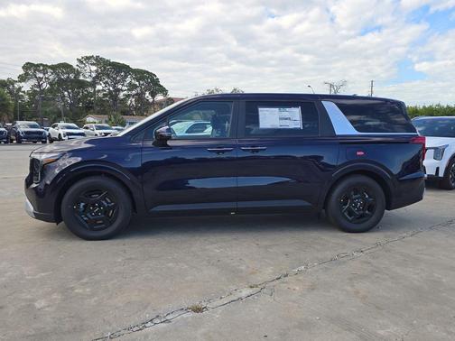 Deep Chroma Blue 2026 Kia Carnival LXS