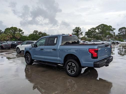 2023 Ford F-150 Lightning Pro