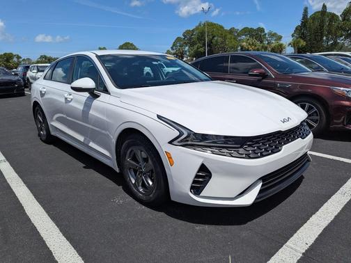 2023 Kia K5 LXS