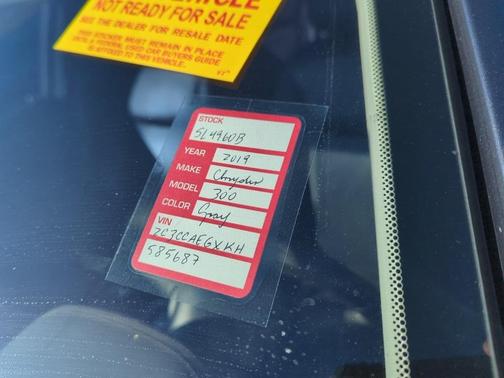 2019 Chrysler 300 Limited