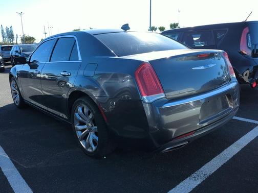 2019 Chrysler 300 Limited