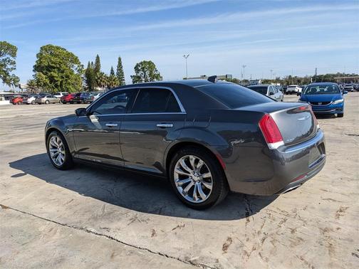 2019 Chrysler 300 Limited