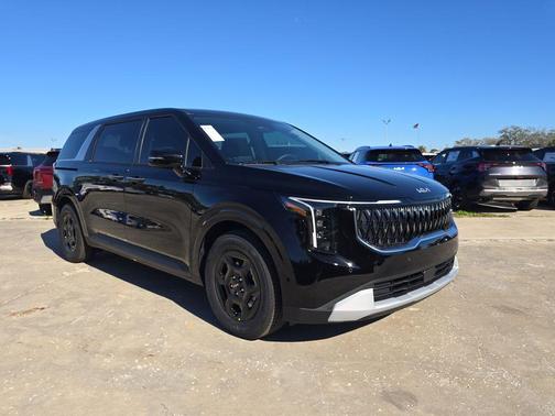 Aurora Black Pearl 2026 Kia Carnival LXS