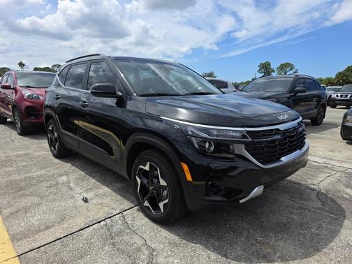 2025 Kia Seltos EX
