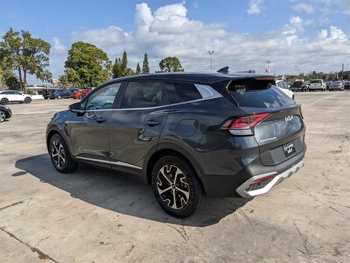 2023 Kia Sportage EX