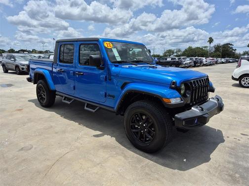 2022 Jeep Gladiator Sport