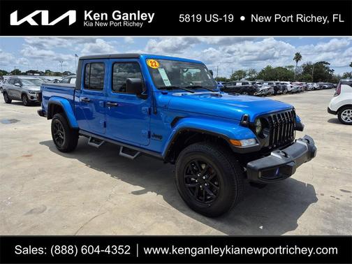 2022 Jeep Gladiator Sport