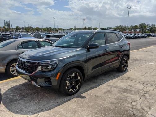 2024 Kia Seltos EX