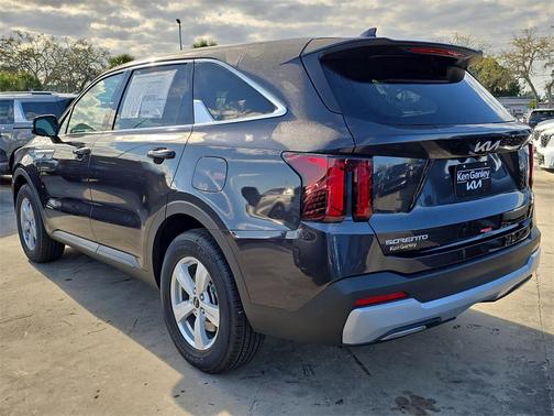 2026 Kia Sorento LX