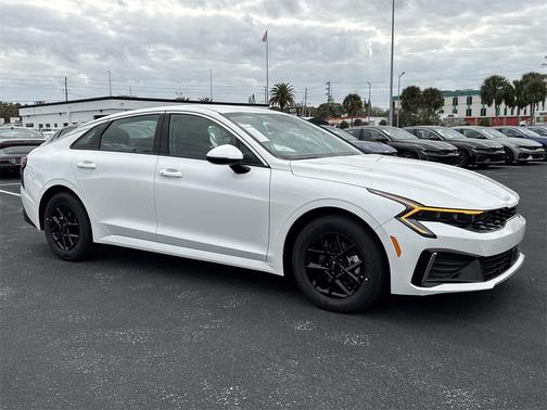 2026 Kia K5 LXS