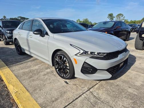 2024 Kia K5 GT-Line